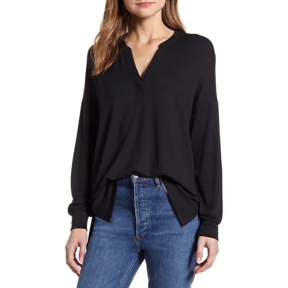 Lou & GREY SIGNATURESOFT SPLIT NECK TOP ❤️IN STORES❤️ - Picture 1 of 4